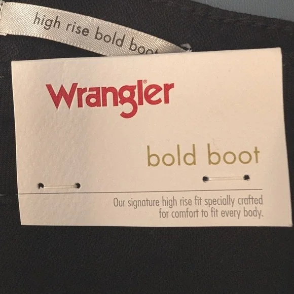 NWT Wrangler Bold Boot Jeans Women 12x32 Black High Rise Stretch 10MT1BTBL - Picture 3 of 14